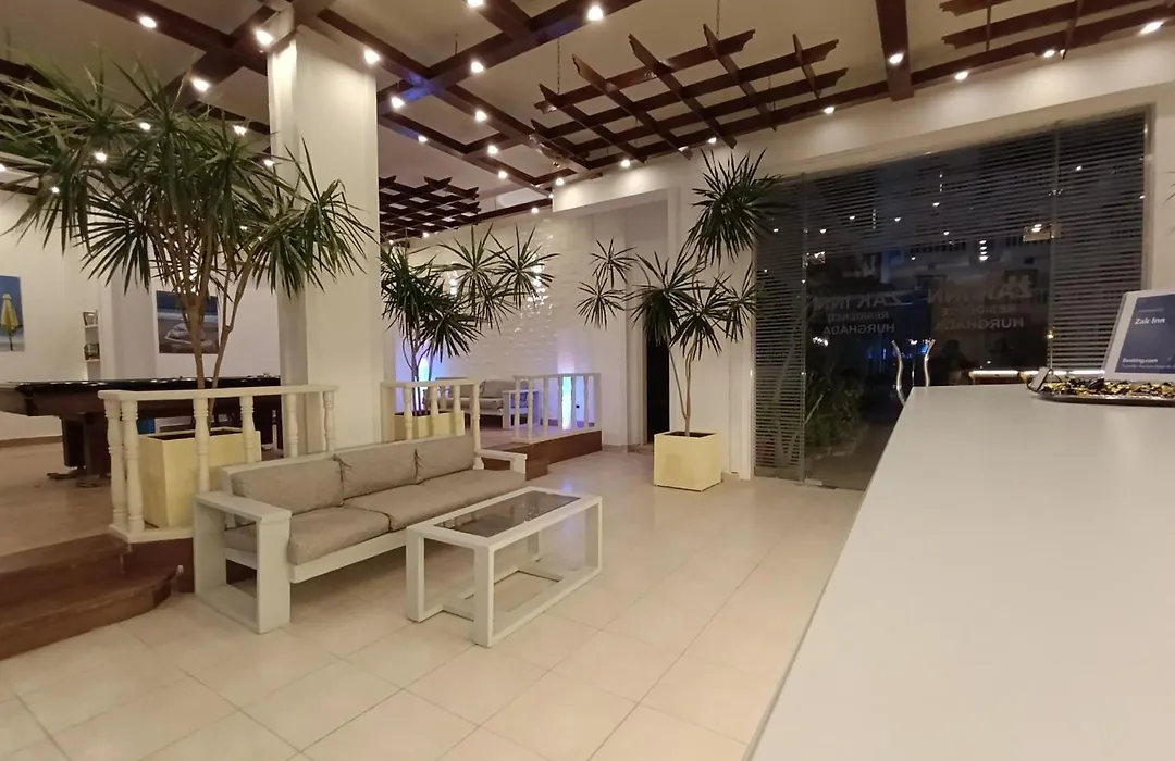 Zak Inn Residence-1