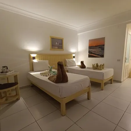 Zak Inn Residence-3